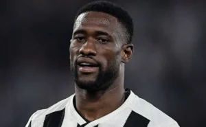 Bastos continua fora do Botafogo e adiamento da estreia pode prolongar período sem jogos