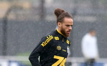 Billal acerta contrato de R$ 1 milhão com o Santos e rejeita proposta do Hapoel Tel Aviv