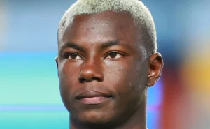 Boca Juniors desiste de Hinestroza, abrindo caminho para o Vasco anunciar o atacante