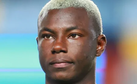 Boca Juniors desiste de Hinestroza, abrindo caminho para o Vasco anunciar o atacante