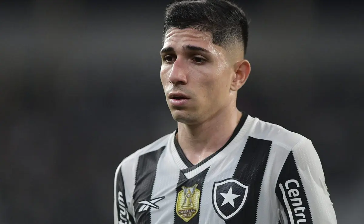 Botafogo avalia e abre negociação por Savarino; Corinthians e Fluminense demonstram interesse