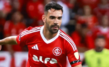 Bruno Henrique minimiza o Grêmio após vitória do Inter no Beira-Rio: “Tiveram poucas oportunidades”