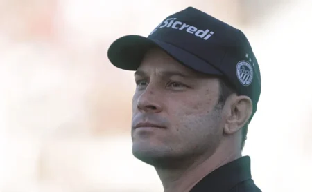 Bruno Pivetti é criticado por escalação no Flamengo; gols rápidos decretam derrota