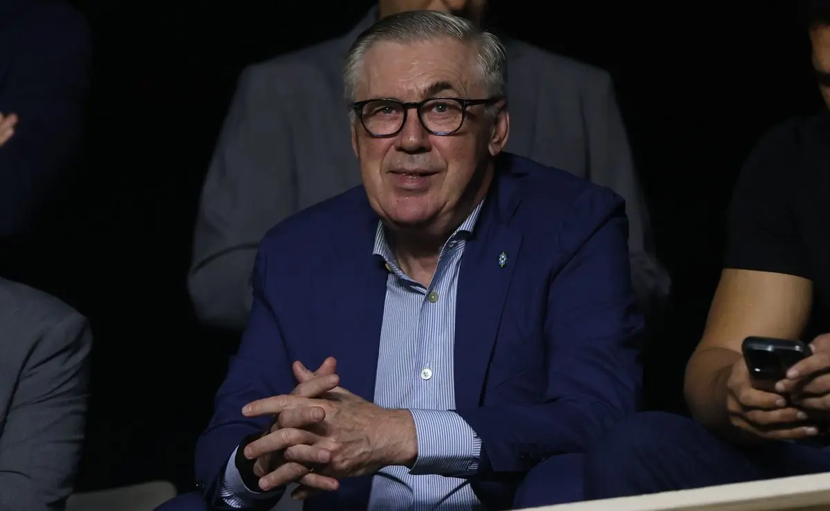 Carlo Ancelotti acompanha Supercopa do Brasil e define lista de convocados