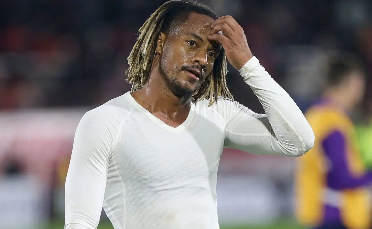 Carrillo com febre: desfalca treino do Corinthians e é dúvida na estreia do Paulistão