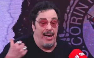 Casagrande critica possível negociação de Martínez ao São Paulo por indisciplina