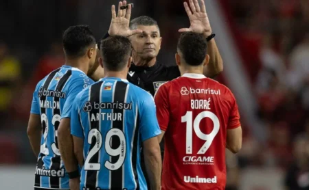 Comentaristas da Globo avaliam preparação para o Gre-Nal 449 no Beira-Rio