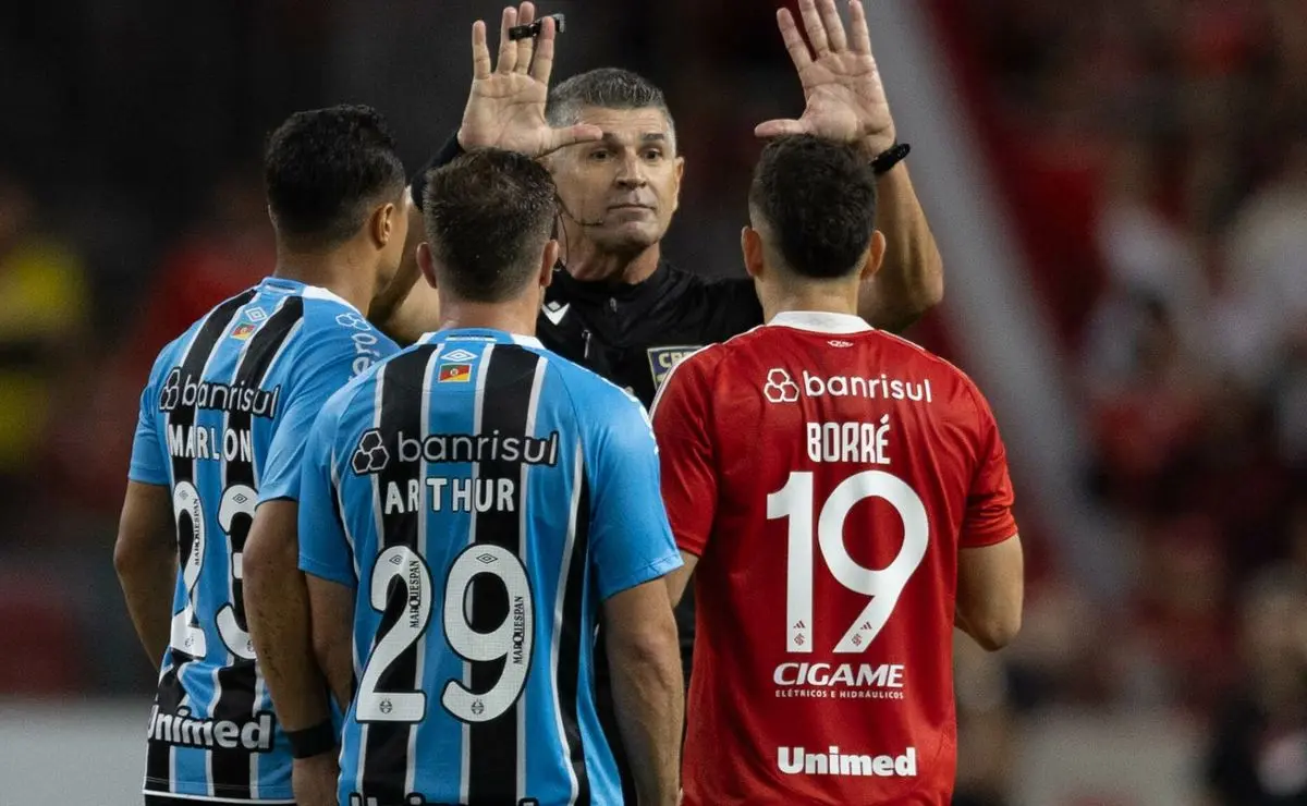 Comentaristas da Globo avaliam preparação para o Gre-Nal 449 no Beira-Rio