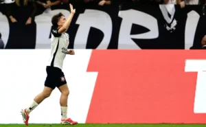 Corinthians: Europa de olho em Breno Bidon e pode fazer oferta nesta janela