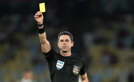 Corinthians: Retrospecto Desfavorável com Árbitro Flávio Rodrigues de Souza em Jogo Contra o Bragantino