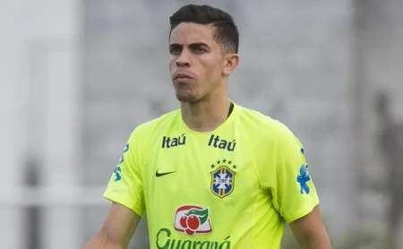 Corinthians acelera reforços: após Gabriel Paulista, clube planeja pacotão com mais 4 nomes