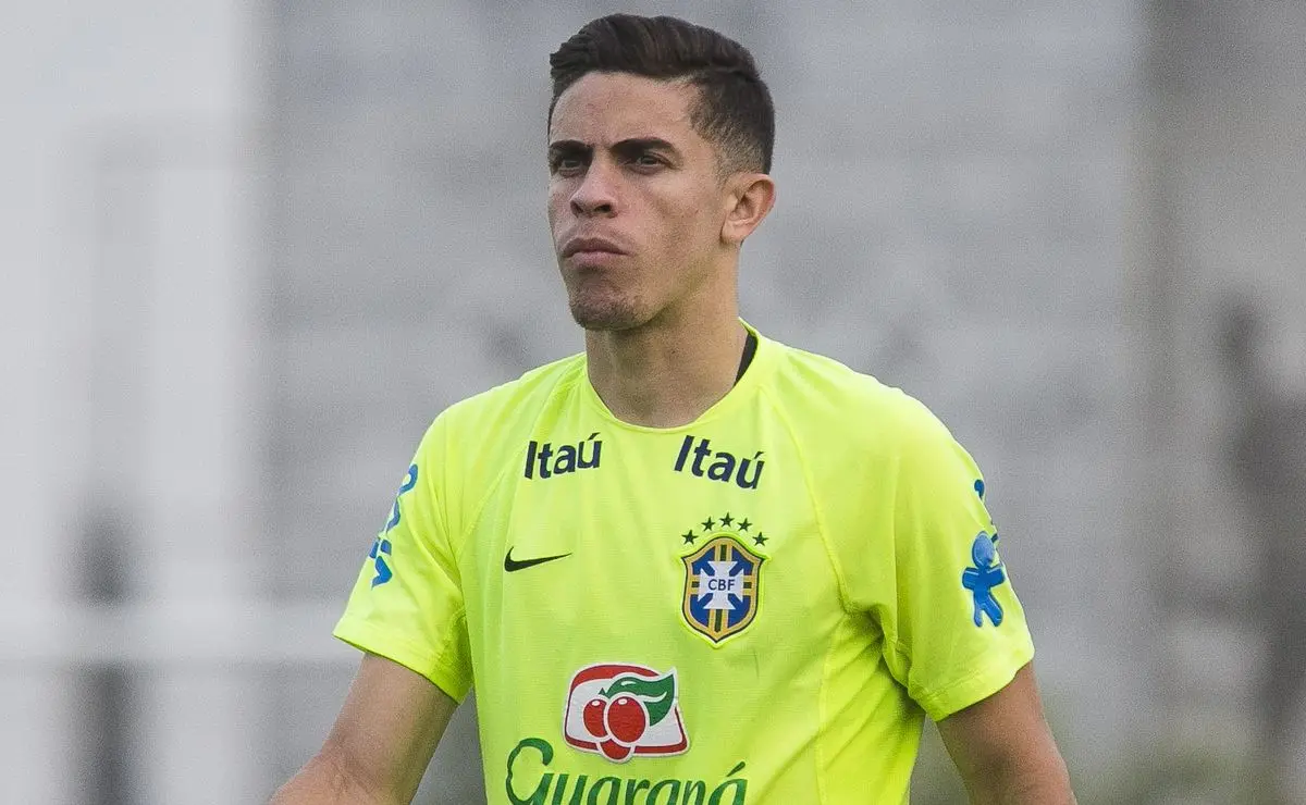 Corinthians acelera reforços: após Gabriel Paulista, clube planeja pacotão com mais 4 nomes