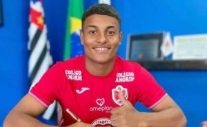 Corinthians busca acordo com o São Paulo por destaque da Copinha Corinthians busca acordo com o São Paulo por destaque da Copinha