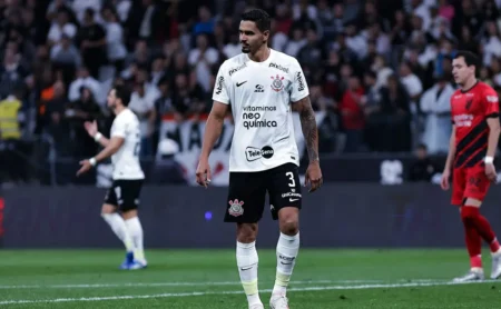 Corinthians estuda proposta por Lucas Veríssimo com aval de Dorival e pondera retorno após período conturbado