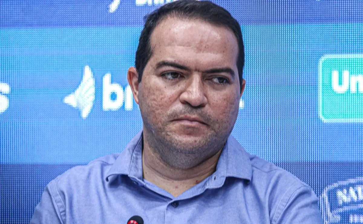 Corinthians levanta suspensão de transferências, reestrutura o clube e define prioridades para 2026