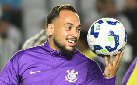 Corinthians reage a proposta e pode "chapéu" em Sampaoli por Maycon