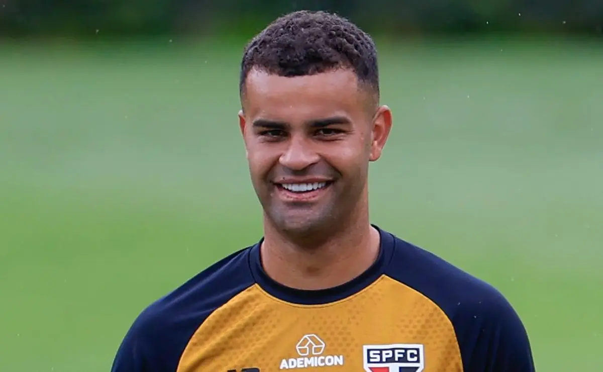 Corinthians recua em busca de Alisson, reavalia custo-benefício e desiste do negócio