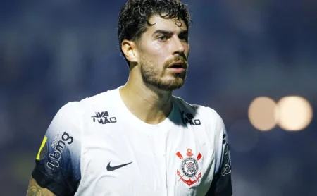 Corinthians reverte decisão e oferece Pedro Raul e mais um jogador por Savarino
