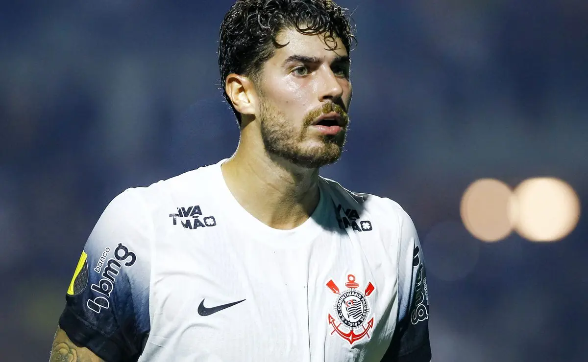 Corinthians reverte decisão e oferece Pedro Raul e mais um jogador por Savarino