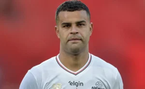 Corinthians tem interesse em Alisson e São Paulo estabelece condição para possível transferência. Corinthians tem interesse em Alisson e São Paulo estabelece condição para possível transferência.