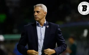 Crespo tem apoio total no São Paulo e demissão é descartada, afirma fonte do clube Crespo tem apoio total no São Paulo e demissão é descartada, afirma fonte do clube