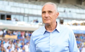 Cruzeiro define escalação com ausência de Baptistella, que deixa o departamento médico mas não joga