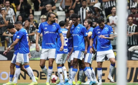 Cruzeiro perde para o Atlético-MG e estreia de Tite não entusiasma no Mineiro