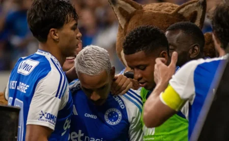 Cruzeiro supera o Atlético-MG em valor de elenco no Mineiro, mesmo com jejum de títulos