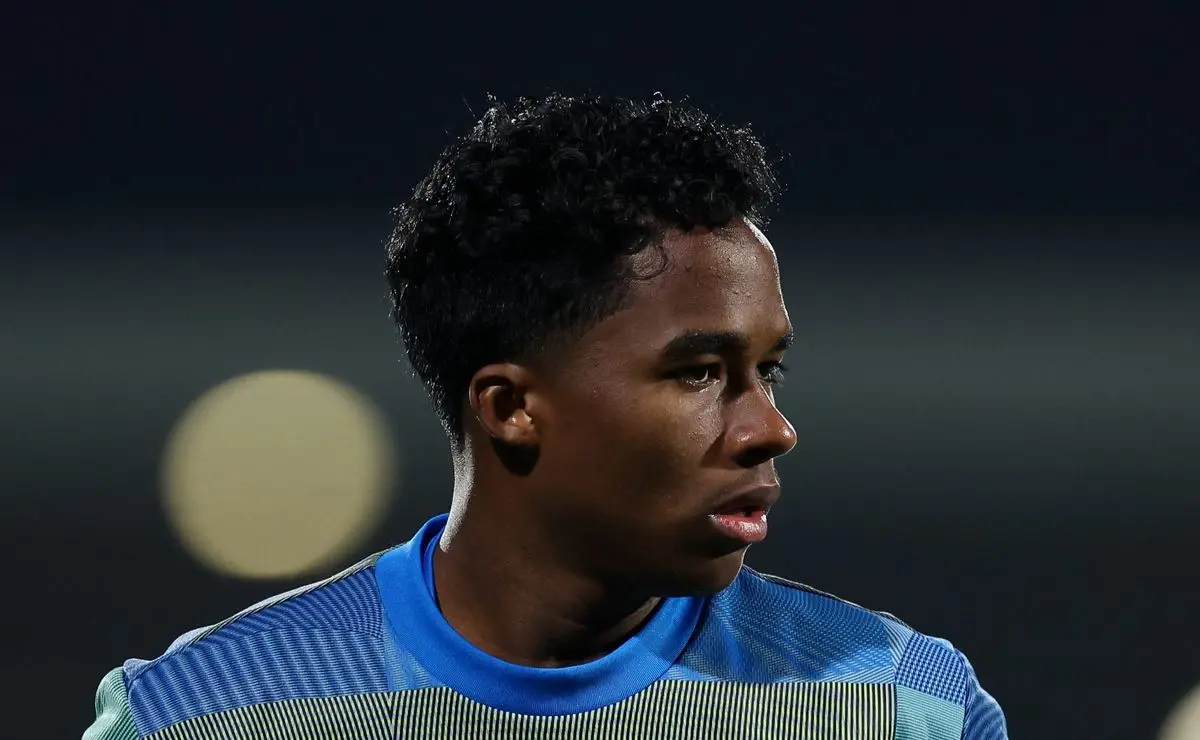 Endrick realiza primeiro treino pelo Lyon e planos com ex-jogador do Palmeiras são revelados