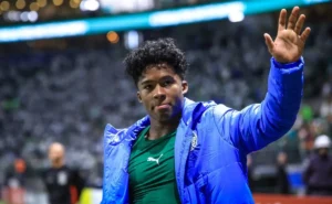 Endrick revela influência de Abel Ferreira e relembra liberdade no Palmeiras