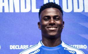 Escalação inicial de Tite no Cruzeiro: time definido para enfrentar Pouso Alegre com o Villarreal