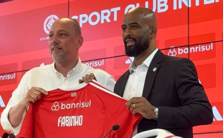 Fabinho Soldado expõe conversas sobre reforços no Internacional e critica o time de 2025: “Não entregou o suficiente”