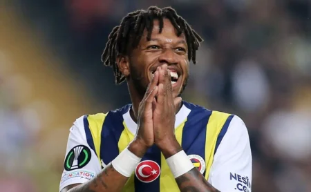 Fenerbahçe cede Fred para contratar Pedro, mas Flamengo prioriza Marcos Antônio