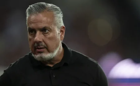 Flamengo: Corinthians diminui o interesse em Allan e futuro do volante permanece incerto