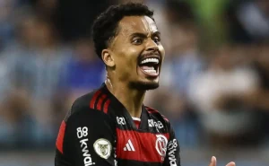 Flamengo cede Allan ao Corinthians mediante troca de jogadores