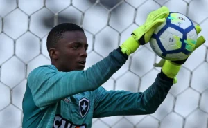 Flamengo contrata Andrew e investe R$ 9 milhões junto ao Gil Vicente