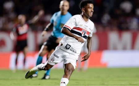 Flamengo pode pagar até R$ 93 milhões por Marcos Antônio; São Paulo pede mais