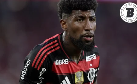 Flamengo resiste a propostas europeias por Emerson Royal e mantém postura firme no mercado.