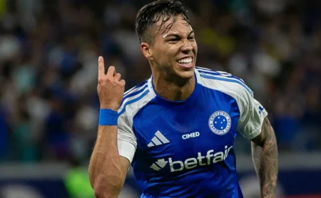 Flamengo se prepara para nova oferta de R$ 174 milhões ao Cruzeiro por Kaio Jorge, incluindo Everton Cebolinha