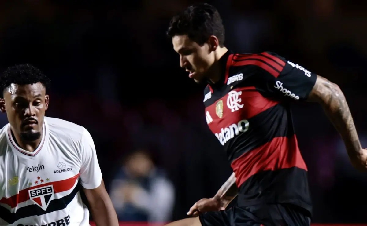 Flamengo tem queda de rendimento e é derrotado pelo São Paulo no Brasileirão
