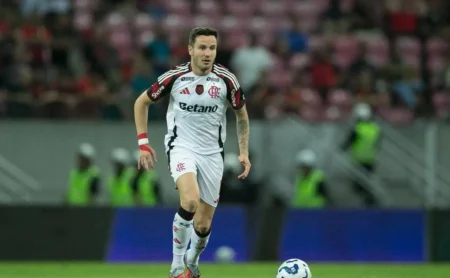 Flamengo traça plano, Saúl se opera e retorno aos gramados tem previsão realista.