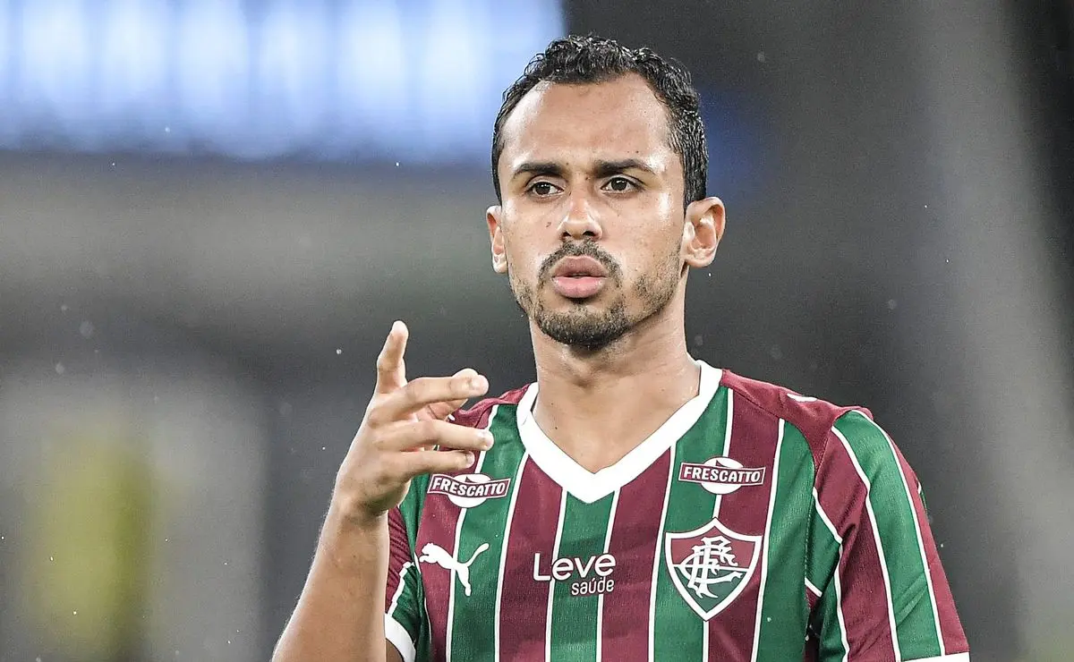 Fluminense avança em negociação por empréstimo e Lima lamenta saída de Keno