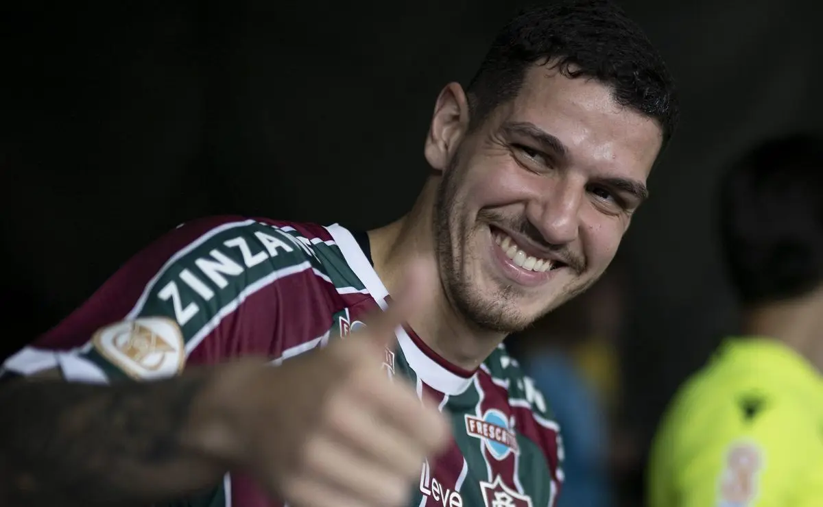 Fluminense busca Nino, mas Zenit só o liberará na próxima janela. Fluminense busca Nino, mas Zenit só o liberará na próxima janela.