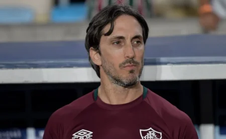 Fluminense busca iniciar com o pé direito o Brasileirão, confiando no apoio da torcida e no comando de Zubeldía.