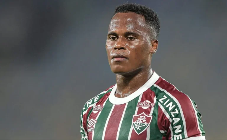 Fluminense enfrenta obstáculo na disputa por Arias, avalia PVC: “Talvez não tenha condição”