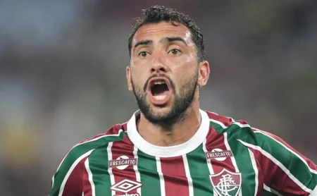 Fluminense pode perder zagueiro; Juan Freytes perto de acordo com o Bologna-ITA