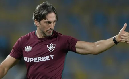Fluminense segue invicto em casa com Luís Zubeldía