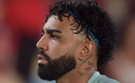 Gabigol fecha com o Santos até 2026 e debate sobre sua posição em relação a Guilherme ganha força