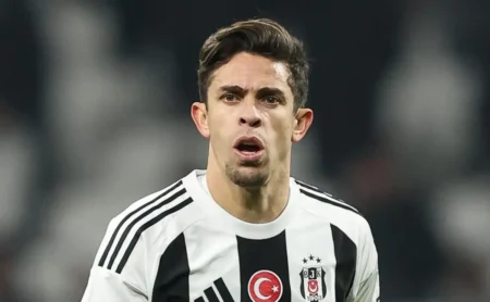 Gabriel Paulista: Corinthians aguarda exames para oficializar reforço na zaga Gabriel Paulista: Corinthians aguarda exames para oficializar reforço na zaga