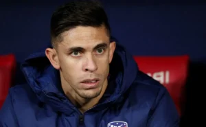 Gabriel Paulista decide em vitória do Corinthians sobre a Ponte Preta em meio a negociações Gabriel Paulista decide em vitória do Corinthians sobre a Ponte Preta em meio a negociações